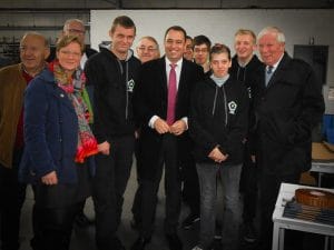 Une photo de la visite du Ministre Prévot au Trait d'Union de Mouscron - Le Saulchoir