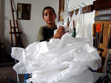 Une photo de l'exposition ART et différences "Maison Folie 2004" Choiseul - Les Colibris (Le Saulchoir)