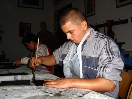 Une photo de l'exposition ART et différences "Maison Folie 2004" Choiseul - Les Colibris (Le Saulchoir)