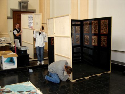 Une photo de l'exposition ART et différences "Maison Folie 2004" Choiseul - Les Colibris (Le Saulchoir)