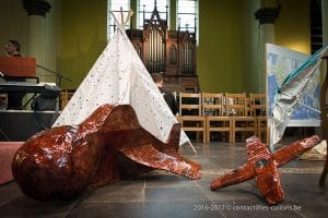 Une photo de la célébration de Noël 2016 du Saulchoir dans l'église de Kain-la-Tombe - École "Les Colibris"