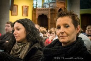 Une photo de la célébration de Noël 2016 du Saulchoir dans l'église de Kain-la-Tombe - École "Les Colibris"