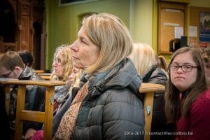 Une photo de la célébration de Noël 2016 du Saulchoir dans l'église de Kain-la-Tombe - École "Les Colibris"