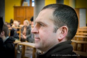 Une photo de la célébration de Noël 2016 du Saulchoir dans l'église de Kain-la-Tombe - École "Les Colibris"