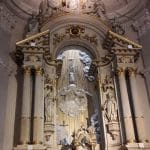 Une photo de l'exposition d'Abraham à Martin Luther King des itinéraires de croyants à l'Ancienne Chapelle des Carmes à Lille