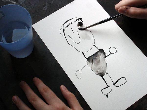 Le personnage à la plume : Illustration d'une étape du déroulement de cours d'une fiche d'activité (fiche de cours) de l'atelier ART et différences destinée à l'enseignement spécialisé