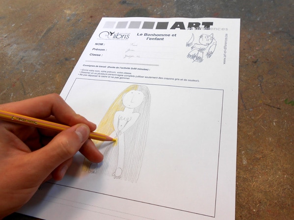 Le bonhomme et l'enfant : Illustration d'une étape du déroulement de cours d'une fiche d'activité (fiche de cours) de l'atelier ART et différences destinée à l'enseignement spécialisé