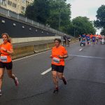 Les 20km de Bruxelles 2017 avec deux élèves de l'Étincelle : Justine et Estelle - Les Colibris