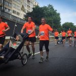 Les 20km de Bruxelles 2017 avec deux élèves de l'Étincelle : Justine et Estelle - Les Colibris