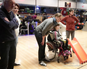 Type 4 - Une classe de polyhandicapés - Les rois du bowling - Le Saulchoir