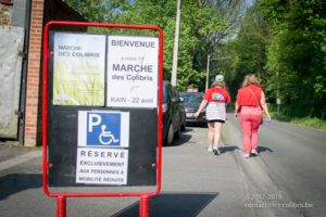 Une photo de la première marche de l'école "Les Colibris"