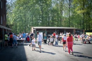 Une photo de la première marche de l'école "Les Colibris"